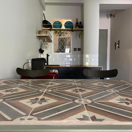 Apartamento Mosaics Aprtm In Monastiraki With Acropolis View Atenas Exterior foto