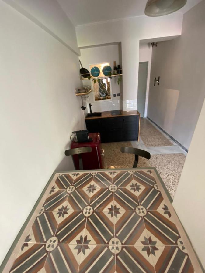 Apartamento Mosaics Aprtm In Monastiraki With Acropolis View Atenas Exterior foto
