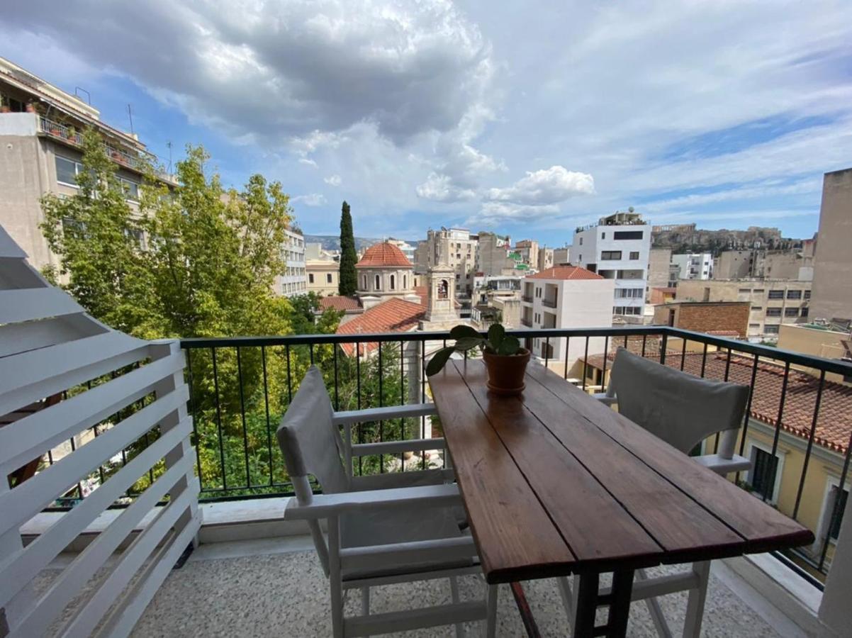 Apartamento Mosaics Aprtm In Monastiraki With Acropolis View Atenas Exterior foto